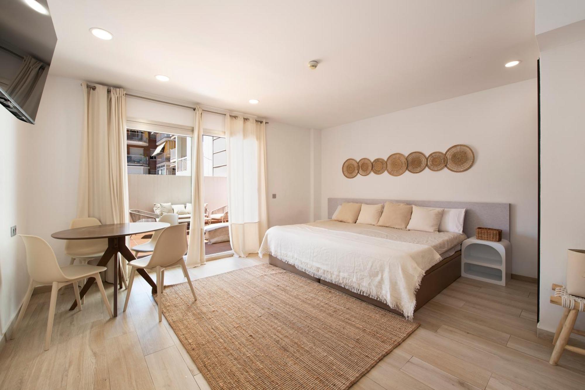 Centric Apartahotel Castelldefels